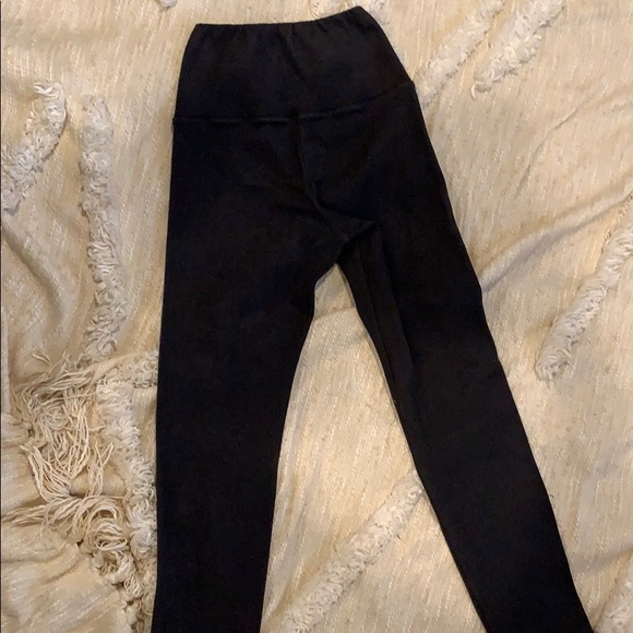 Leggings from Aritzia - Picture 2 of 2